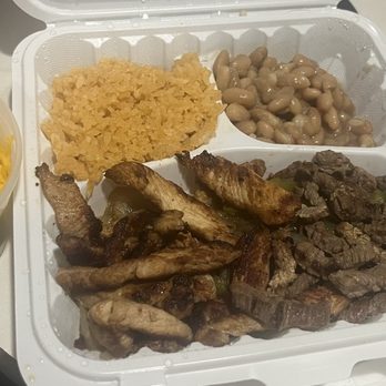 La Hacienda Real - Fajita Steak and Chicken Combo TO-GO - Mexican Near Me - Keizer, Oregon La Hacienda Real - Fajita Steak and Chicken Combo TO-GO - Mexican Near Me - Keizer, Oregon