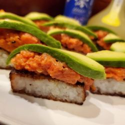 Anaba Sushi - Crispy rice with spicy tuna very delicious.