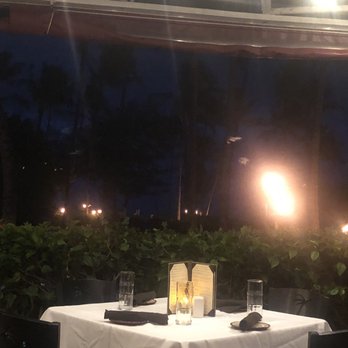 Hukilau Lanai - Night-time view - Seafood Near Me - Kapaa, Hawaii Hukilau Lanai - Night-time view - Seafood Near Me - Kapaa, Hawaii