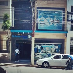 Grêmio Mania - Grêmio Mania e o detalhe do poste de luz que em Porto Alegre mais parecem guirlandas