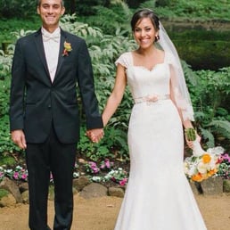 Wow!!!! Linh is a professional, sweet, genius! She altered my wedding dress in one day and added cap sleeves! Wow!!!! Linh is a professional, sweet, genius! She altered my wedding dress in one day and added cap sleeves!