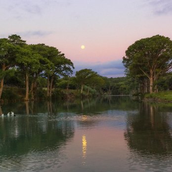 7A Resort - Blanco River Access - Resorts Near Me - Wimberley, Texas