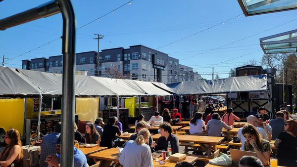 The Heist Bar & Food Carts by null