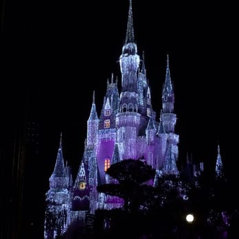 Cinderella Castle - Christmas Night!!! - Amusement Parks Near Me - Orlando, Florida