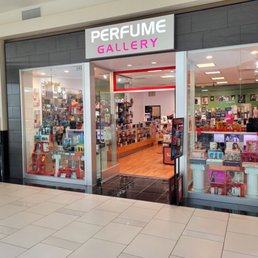 Exterior photo of Perfume Gallery - Northridge, California Exterior photo of Perfume Gallery - Northridge, California