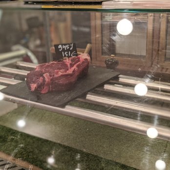 La Maison de l'Aubrac - French Near Me - Paris, 75