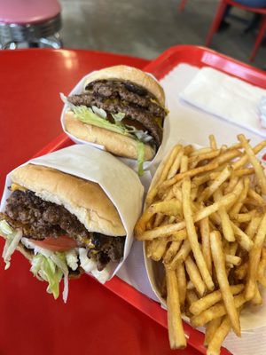 Suzie Burger by null
