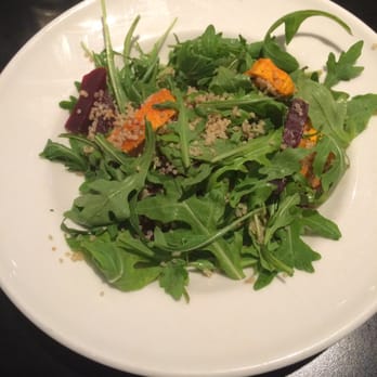Amicus Restaurant - Superfood salad - Spanish Near Me - Cork, Colorado