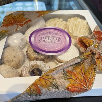 Passion Pastry - Love these variety boxes! - Bakeries Near Me - Pleasanton, California