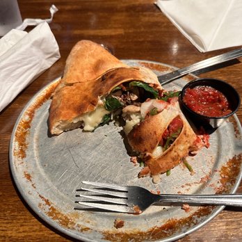 Lynnwood Grill & Brewing Concern - Spinach Calzone - Pizza Near Me - Raleigh, North Carolina Lynnwood Grill & Brewing Concern - Spinach Calzone - Pizza Near Me - Raleigh, North Carolina