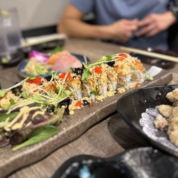 New Osaka Sushi - Jordan Roll - Japanese Near Me - Sacramento, California New Osaka Sushi - Jordan Roll - Japanese Near Me - Sacramento, California