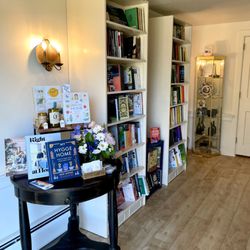 River Bend Bookshop - Welcome to the new home of River Bend Bookshop - Glastonbury.  Now at 2400 Main Street.