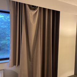 Country Inn & Suites by Radisson, Frederick, MD - Curtains