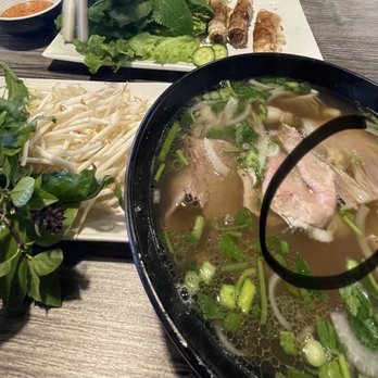 Pho 101 - Bug in pho and they didn't care said it came from outside - Vietnamese Near Me - Westminster, California