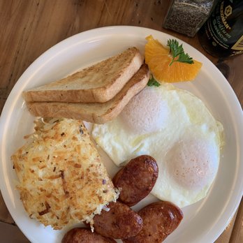 Moke's Bread & Breakfast - Breakfast & Brunch Near Me - Kailua, Hawaii