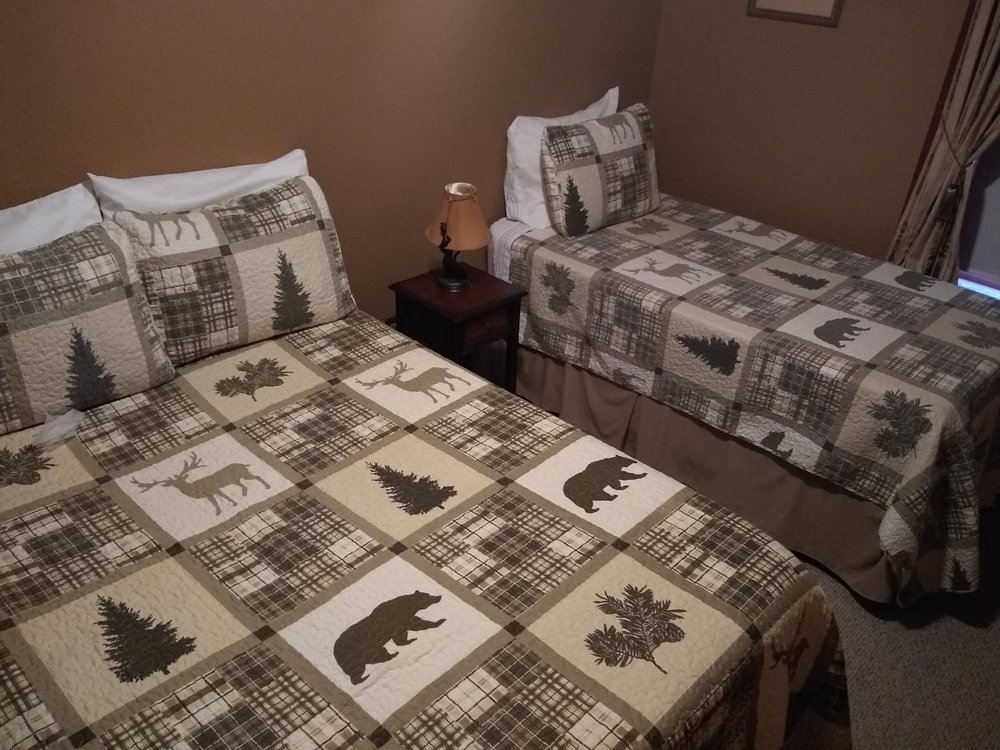 POTOSI INN Updated July 2024 31 Photos 102 N Main St, Potosi