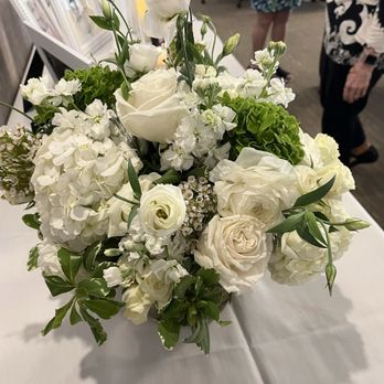 Beneva Flowers - Green and white Hydrangeas, white roses,  white rinonculas - Florists Near Me - Sarasota, Florida