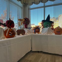 The Seasons @ Alexandria - A BLC Community - A pumpkin display in the lobby.