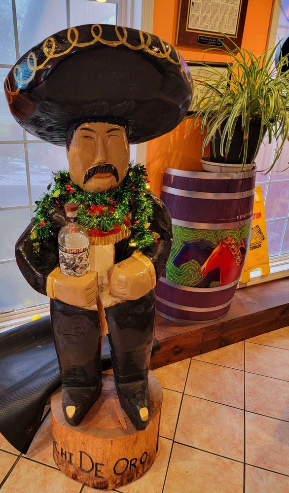 Mariachi De Oro Mexican Grill