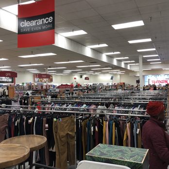 TJ MAXX - Updated March 2025 - 82 Photos & 32 Reviews - 3216 S 23rd St