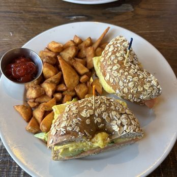 Baker's Crust Artisan Kitchen - Love on the Lox - Breakfast & Brunch Near Me - Ashburn, Virginia