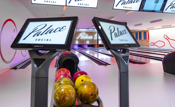 Palace Social by null