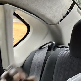 Detached rear window panel Detached rear window panel