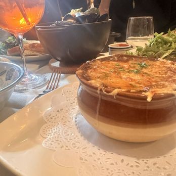 La Voile - French Near Me - Boston, Massachusetts