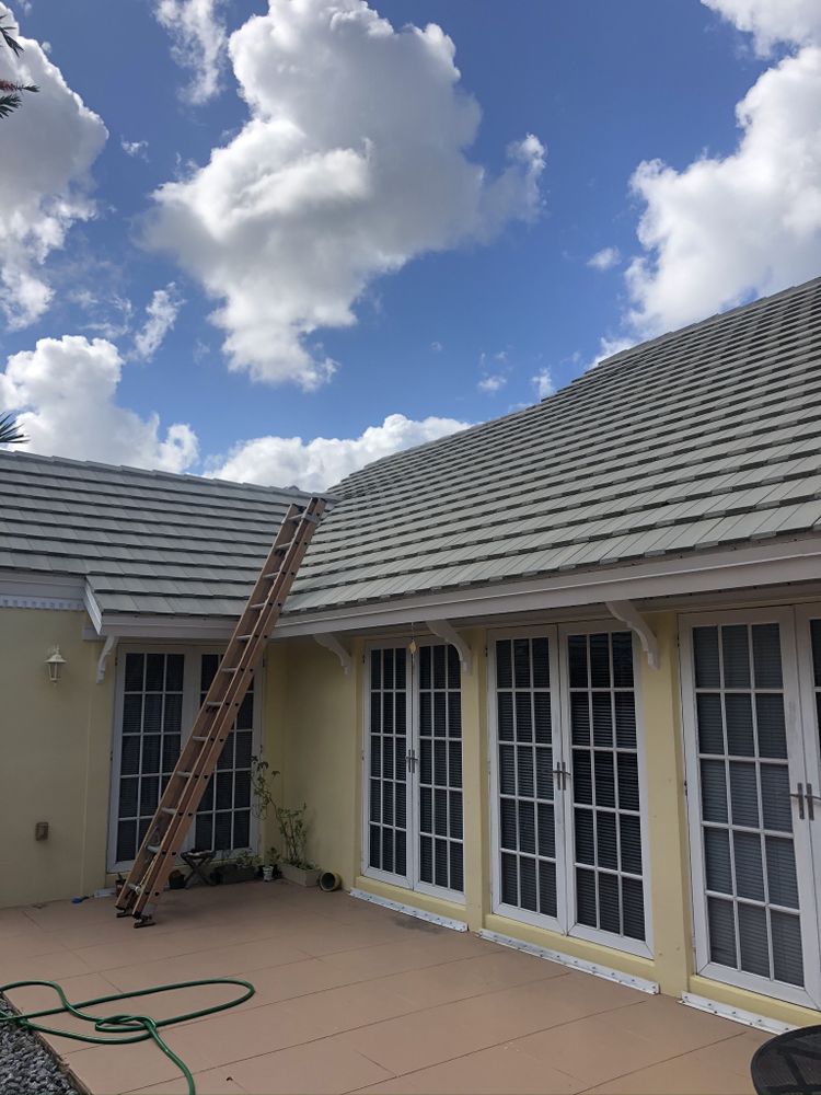 Slide of Hoff's Roofing & Metal Works