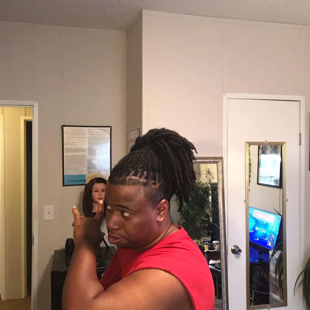 LAST MINUTE CUTS & STYLE HAIR SALON 38 Photos Hair Salons 105B