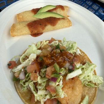 Playita Mariscos - Seafood Near Me - Los Angeles, California