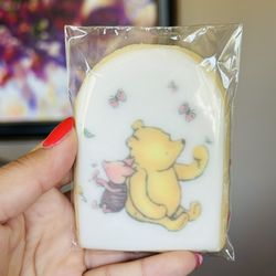 Suzie Q's Bakery - Girl themed Vintage Winnie the Pooh cookies