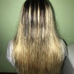 Andreas Beauty Salon - Back
