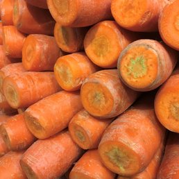 H Mart, Catonsville Maryland - display of fresh carrots in produce department.