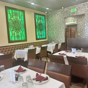 Chaat Bhavan - Mountain View - Interior - Indian Near Me - Mountain View, California