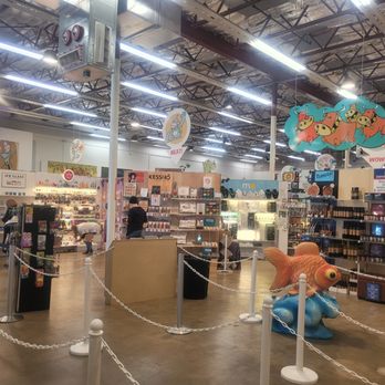 Blue Genie Art Bazaar - Arts & Crafts Near Me - Austin, Texas