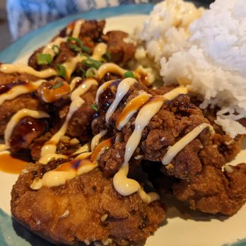 Joey's Kitchen Napili - Garlic chicken - Filipino Near Me - Lahaina, Hawaii Joey's Kitchen Napili - Garlic chicken - Filipino Near Me - Lahaina, Hawaii