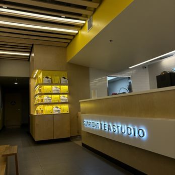 Sunright Tea Studio - Inside - Bubble Tea Near Me - Long Beach, California Sunright Tea Studio - Inside - Bubble Tea Near Me - Long Beach, California