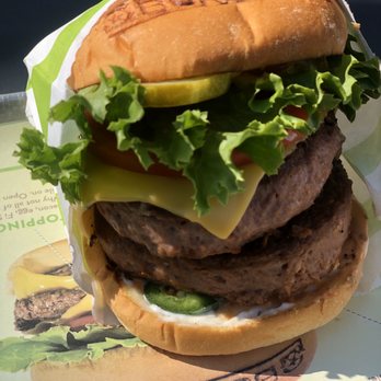 BurgerFi - Beyond meat doubble paddy burger with jalapeños on potato bun hmmmmm wow the best - Burgers Near Me - Pembroke Pines, Florida