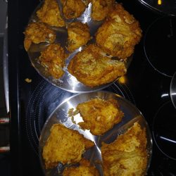 This is what I got in my 12 piece bucket.