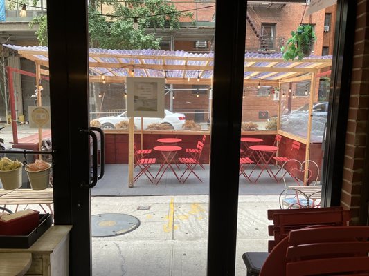 Chez les Frenchies by null