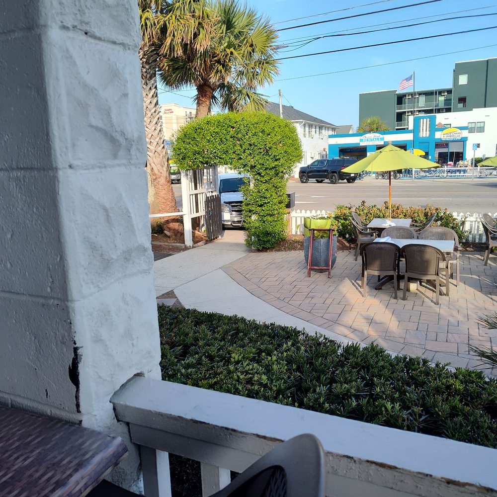 Havana's - Lots of seating there in pretty ambience. - Seafood Near Me - Carolina Beach, North Carolina Havana's - Lots of seating there in pretty ambience. - Seafood Near Me - Carolina Beach, North Carolina