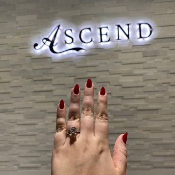 Ascend Nail Lounge - Fresh gel mani - Nail Salons Near Me - Seattle, Washington