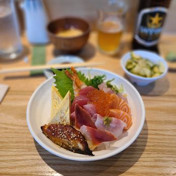 Restaurant Tatsuki - Chirashi - Sushi Bars Near Me - Woodland Hills, California Restaurant Tatsuki - Chirashi - Sushi Bars Near Me - Woodland Hills, California