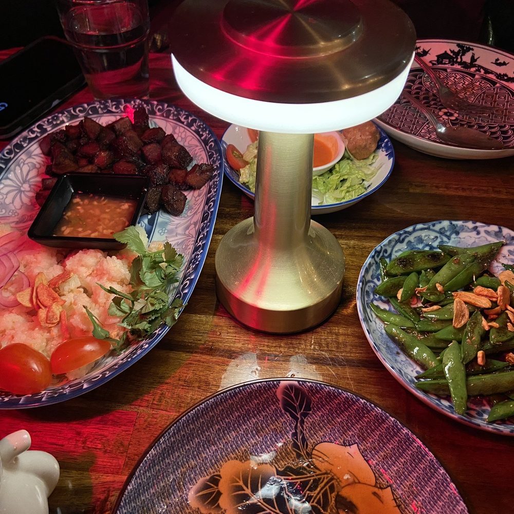 Old Asia Teahouse - Fried Beef w/Garlic Rice and Stir fried Snap Pea - Tea Rooms Near Me - Beaverton, Oregon Old Asia Teahouse - Fried Beef w/Garlic Rice and Stir fried Snap Pea - Tea Rooms Near Me - Beaverton, Oregon