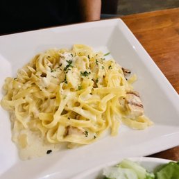 Fettuccine Alfredo