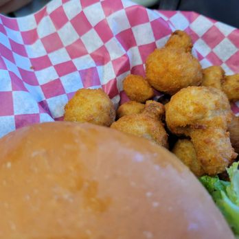 The Little Dipper - Burger with fried mushrooms - Delis Near Me - Blaine, Tennessee The Little Dipper - Burger with fried mushrooms - Delis Near Me - Blaine, Tennessee