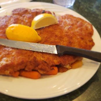 Checkers II - The pork schnitzel is a monster - German Near Me - Union, Illinois Checkers II - The pork schnitzel is a monster - German Near Me - Union, Illinois