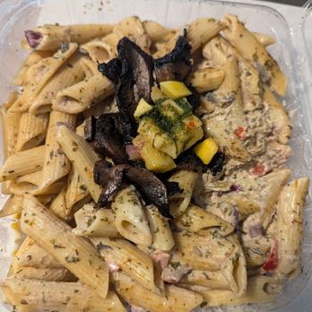 Life Bistro - Portobello Rasta pasta - Vegan Near Me - Atlanta, Georgia