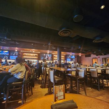 Old Town Pour House - Sports Bars Near Me - Oak Brook, Illinois Old Town Pour House - Sports Bars Near Me - Oak Brook, Illinois